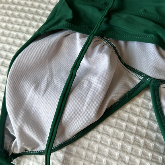 Tankini set. Size medium - Picture 6 of 6